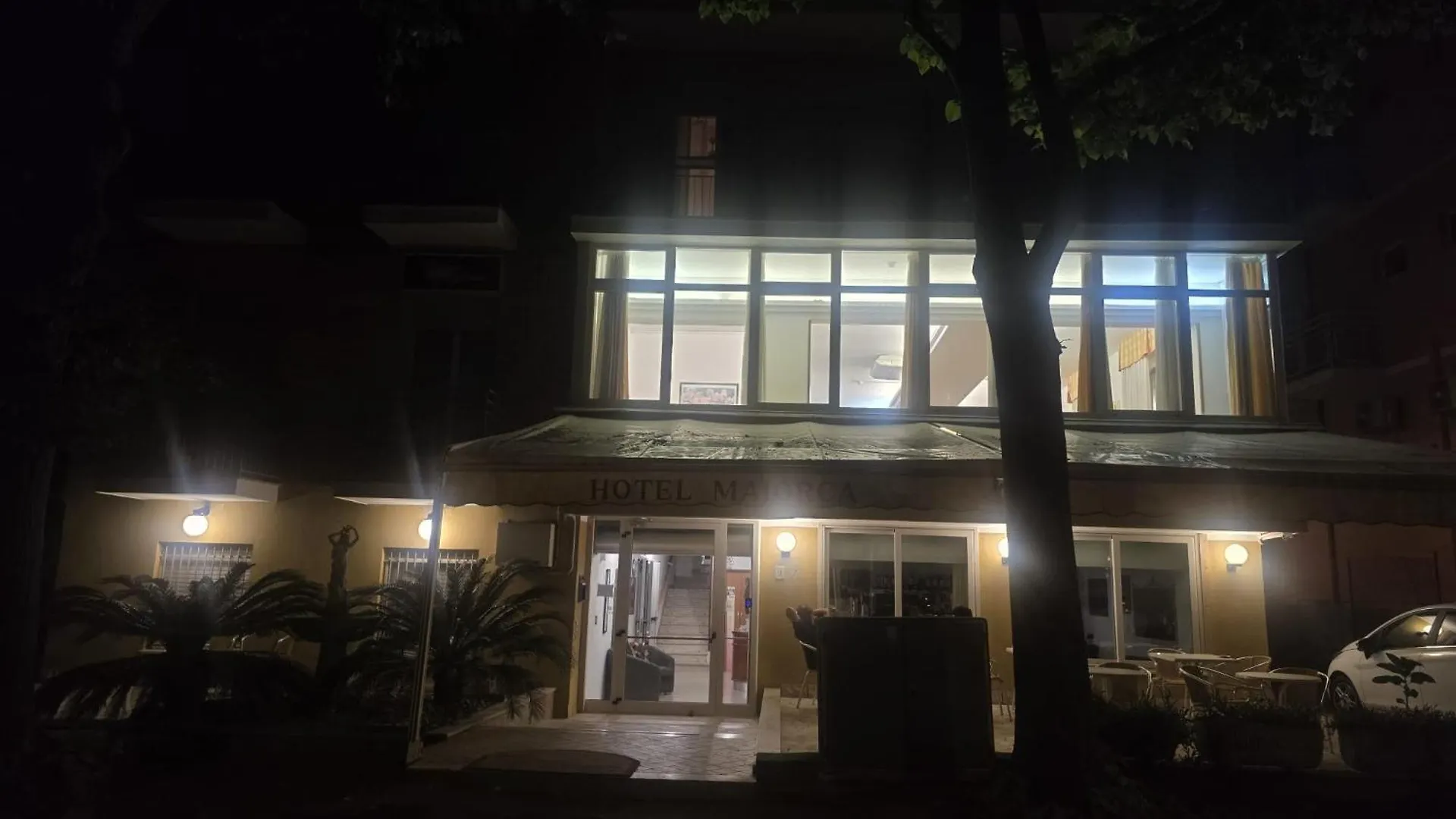 Hotel Majorca Римини